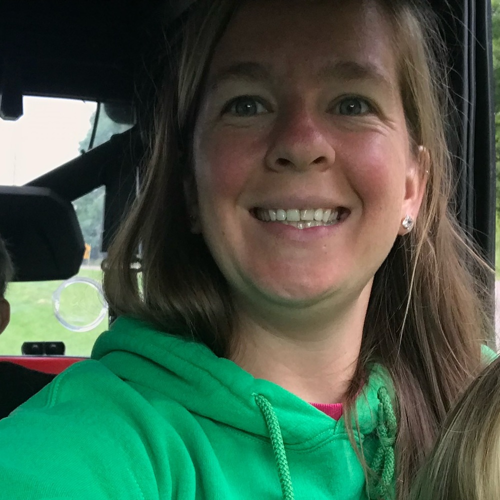Meet your Posher, Andrea